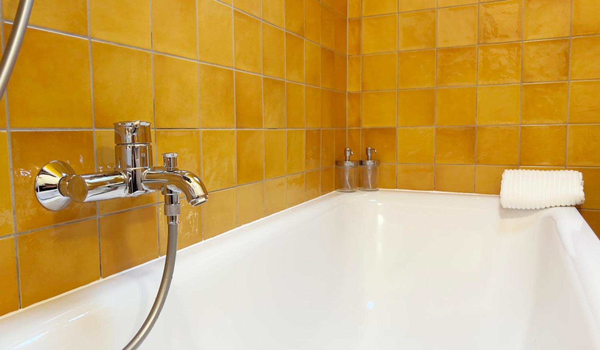 Big Flat With Fresh Renovation, Free Parking, Sonyps, Netflix Daire Duisburg Dış mekan fotoğraf