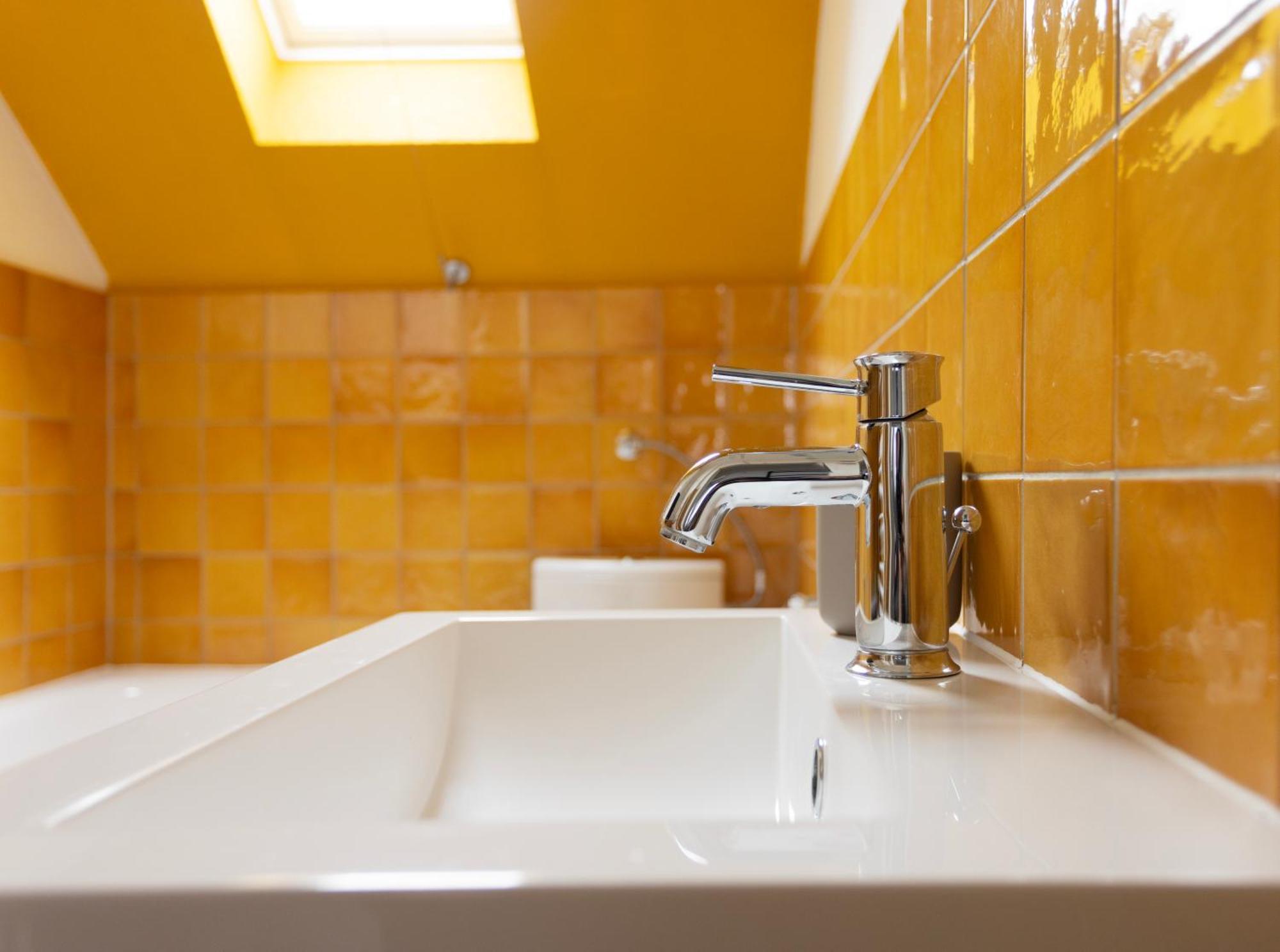 Big Flat With Fresh Renovation, Free Parking, Sonyps, Netflix Daire Duisburg Dış mekan fotoğraf
