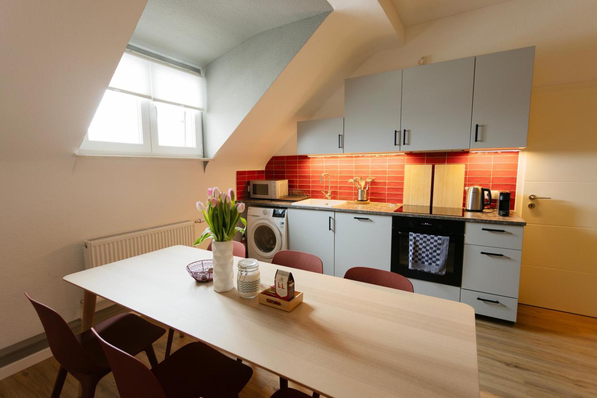 Big Flat With Fresh Renovation, Free Parking, Sonyps, Netflix Daire Duisburg Dış mekan fotoğraf
